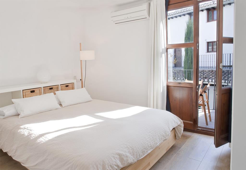 Smart Suites Albaicin Granada Room photo